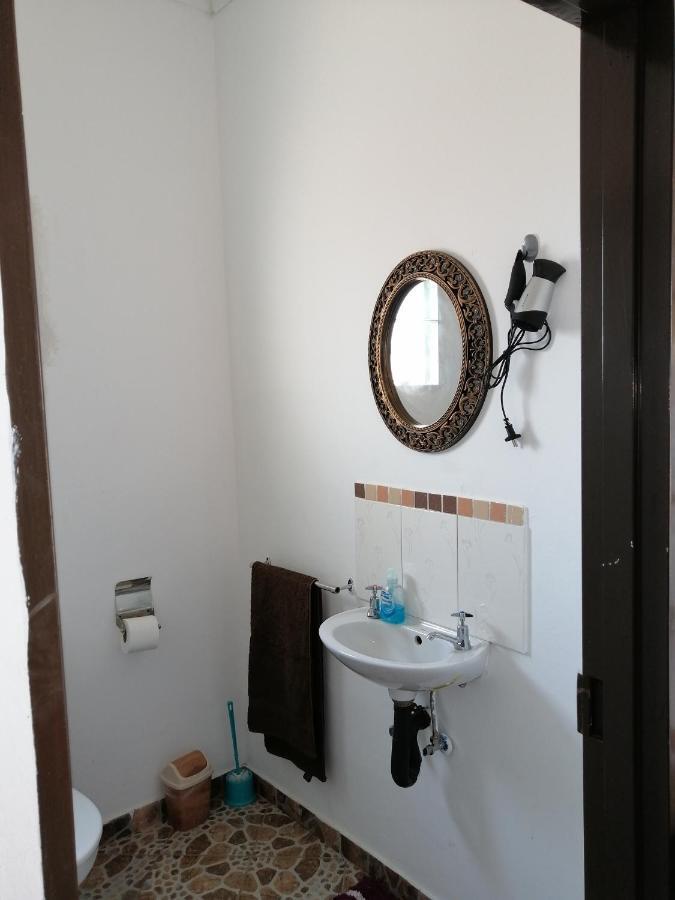 Looks Cottages Self Catering Apartments Kasane Eksteriør billede
